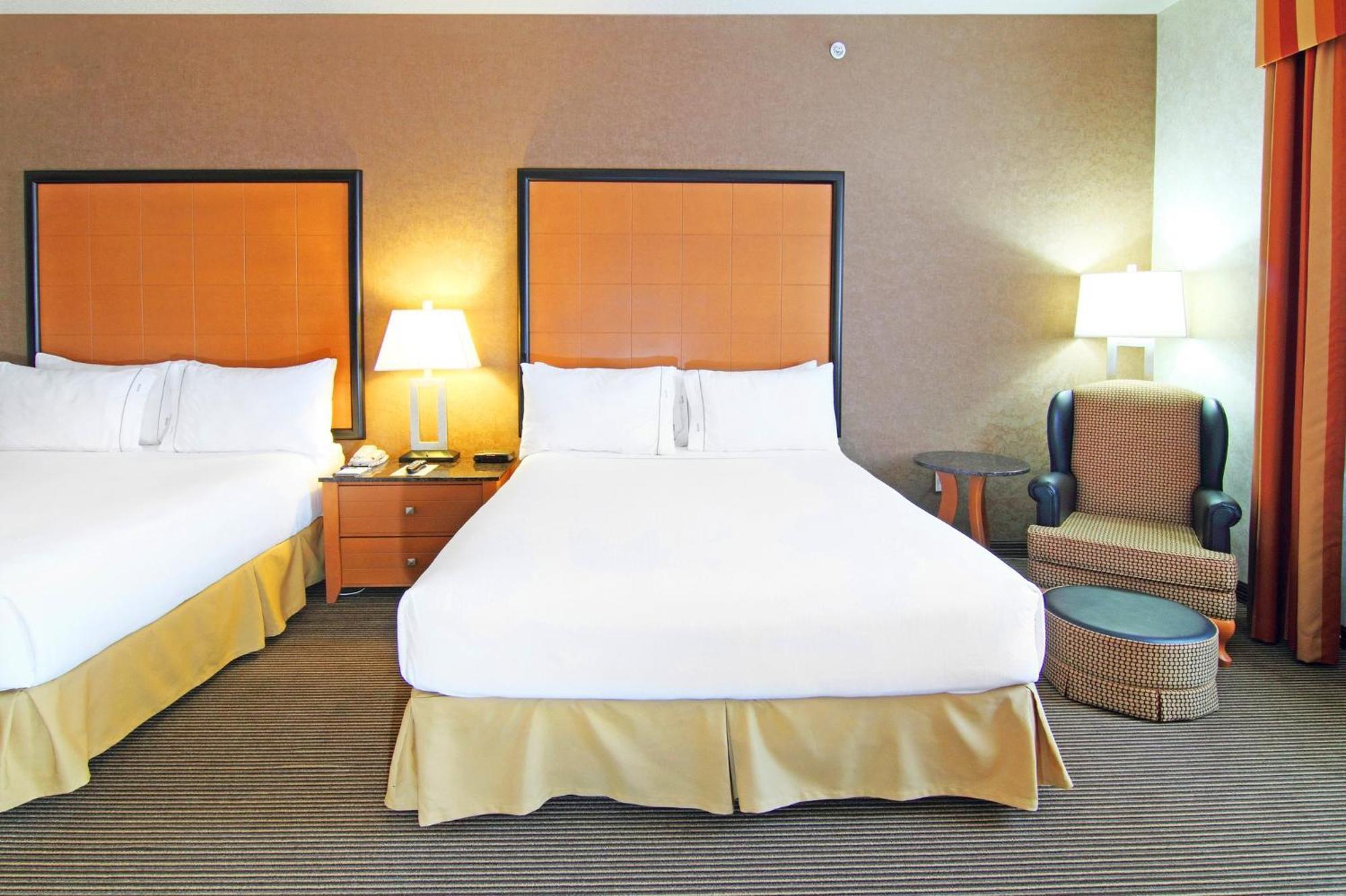 Holiday Inn Express Calgary South By Ihg Exterior foto